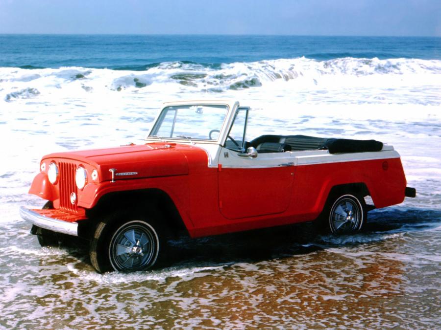  Jeep Jeepster Commando Convertible 1967 года  (фото 3 из 9)